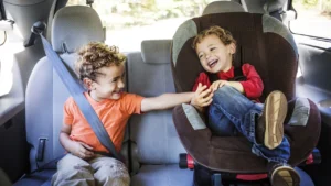 Como distrair as Crianças em Viagens de carro?
